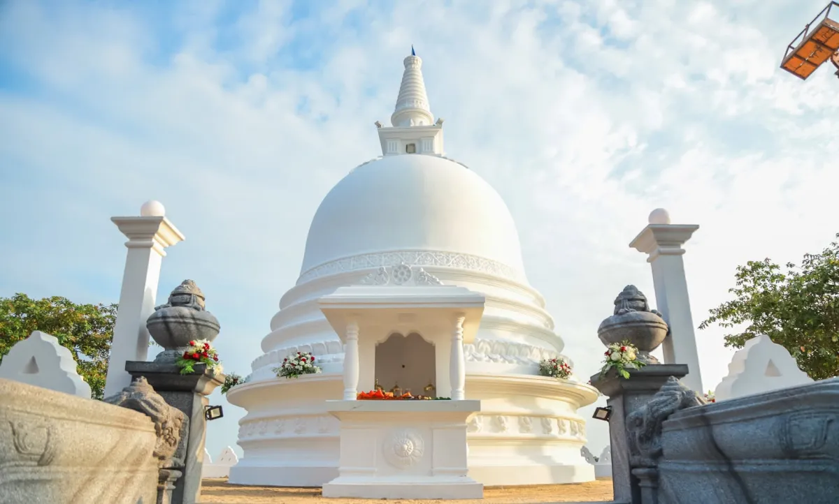 Offering the Newly Built Sacred Stupa to the Buddha Sasana at Divulapitiya Aarannya Senasnaya